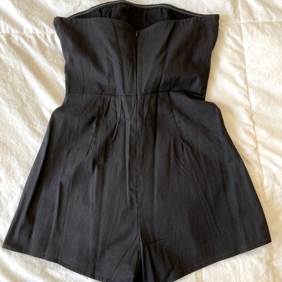 NWOT UO Strapless Romper - Picture 2 of 4